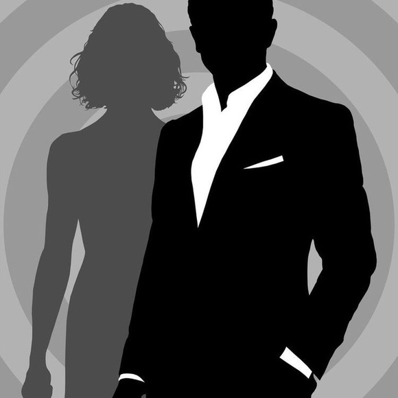 Double 007 - Picture 3 of 5